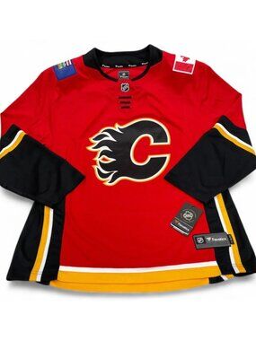 $149 Calgary Flames SEWN Breakaway Fanatics NHL Hockey Jersey Men's Small  NWT